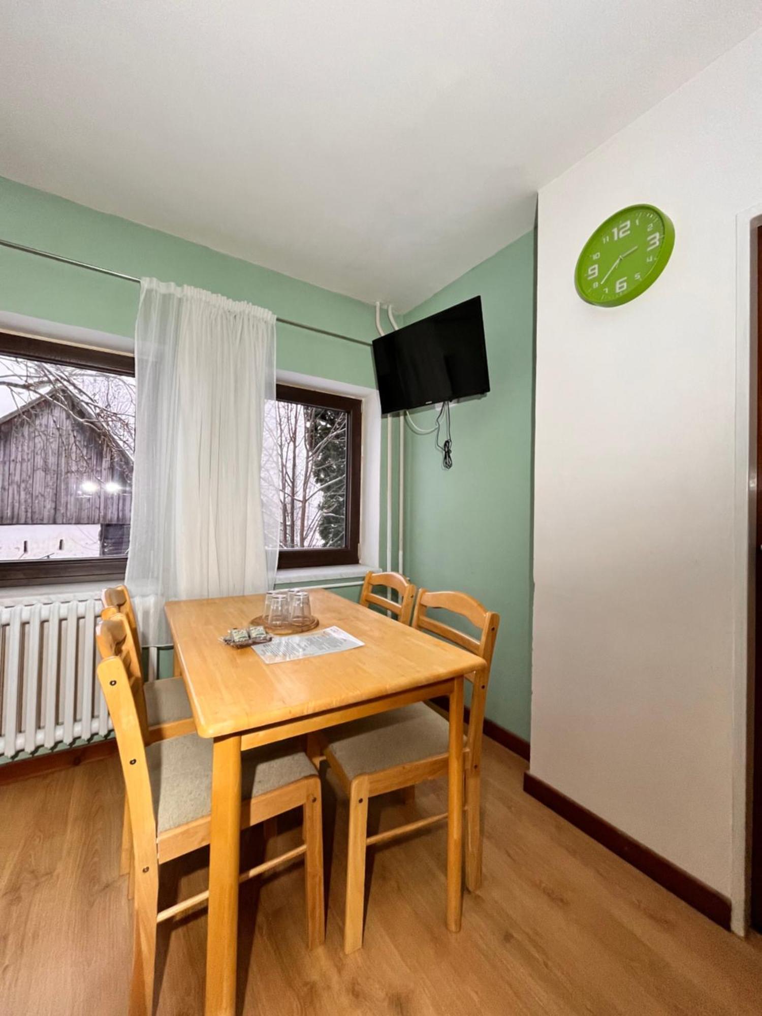 Vila Morava Hotel Lipótszentmiklós Kültér fotó