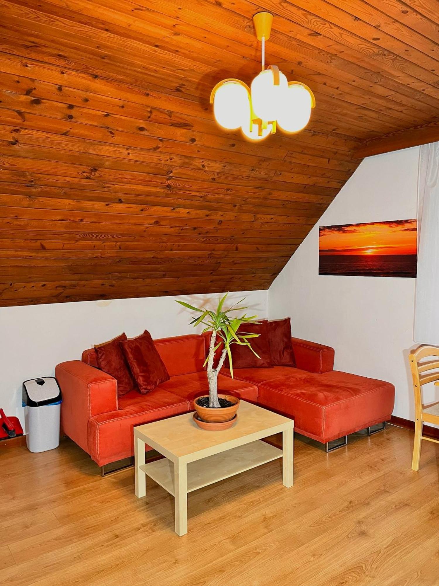 Vila Morava Hotel Lipótszentmiklós Kültér fotó